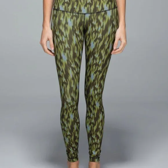 Lululemon Wunder Under Pant *Full-On Luxtreme Green Size 4 Leggings 30.5" Inseam - Picture 3 of 9